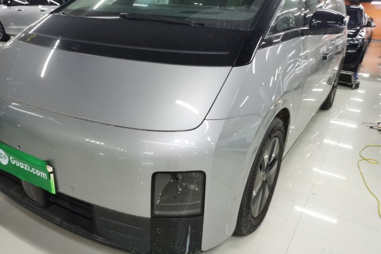 理想汽车 理想MEGA 2024 汽车图片 #23