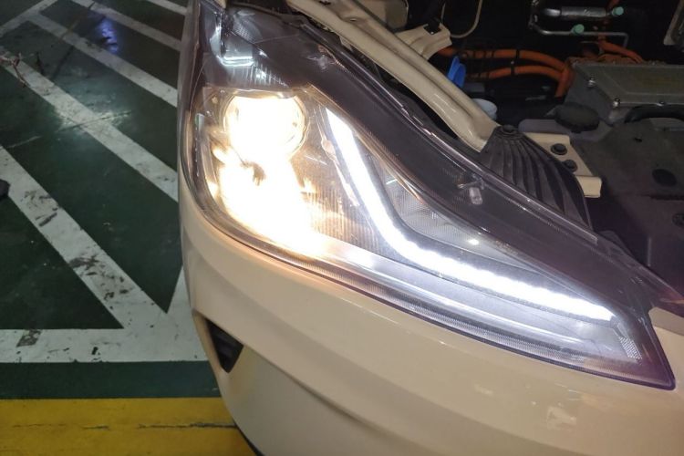 哪吒汽车 哪吒AYA 2024 汽车图片 #23