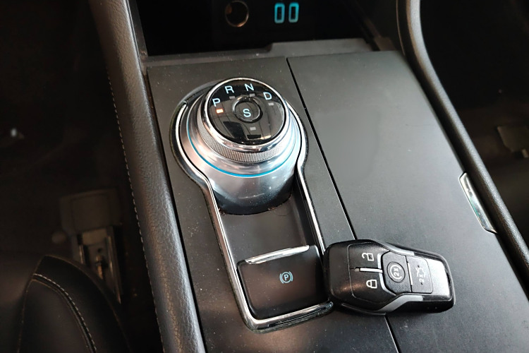 Ford Taurus 2016 #23 Ford Taurus 2016 صورة سيارة #23