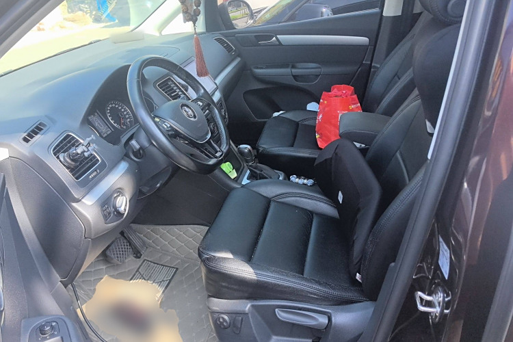 Volkswagen Sharan 2017 immagine di auto #23