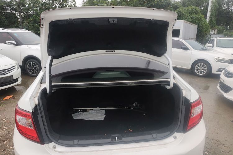 BYD G5 2017 #23 BYD G5 2017 car image #23