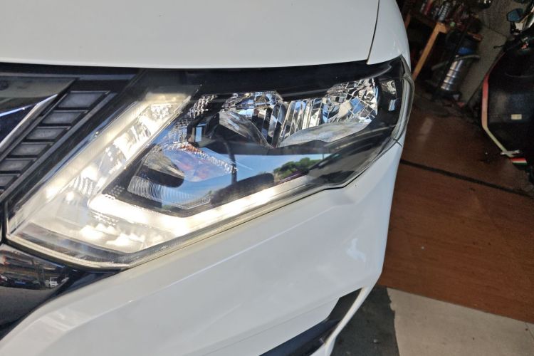 Nissan X-Trail 2019 immagine di auto #23