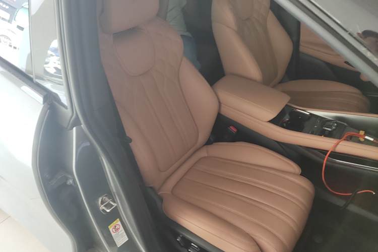 BYD SongL EV 2024 car image #23