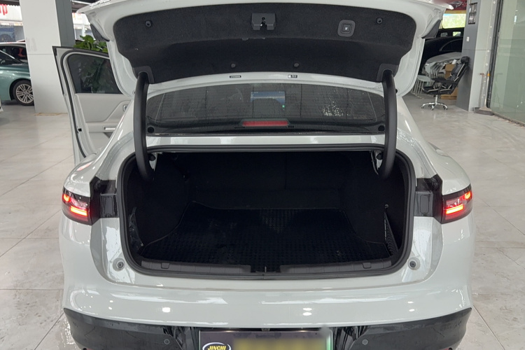 零跑汽车 零跑B01 2025 汽车图片 #23