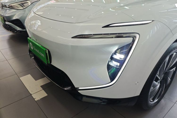 Avatr 07 2025 car image #23