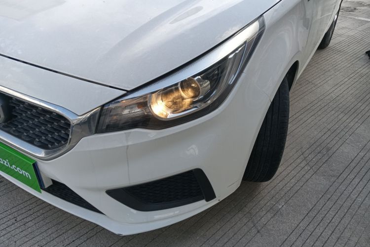 MG 3 2018 car image #23