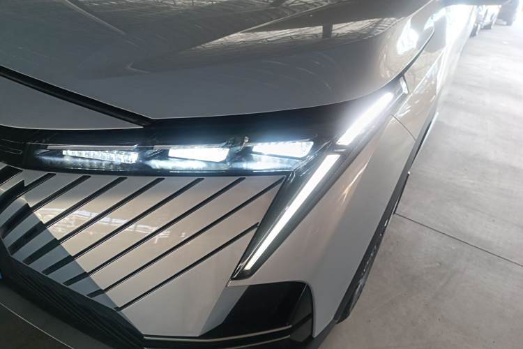 GAC Trumpchi Emkoo 2025 #23 GAC Trumpchi Emkoo 2025 car image #23