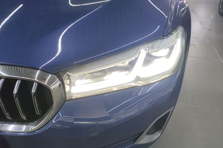 BMW M5 New Energy 2021 car image #23