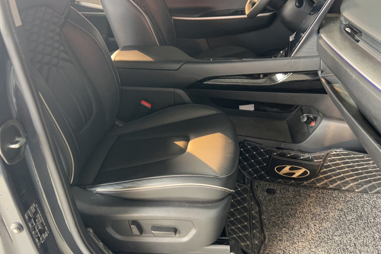 Hyundai Custo 2022 #23 Hyundai Custo 2022 car image #23