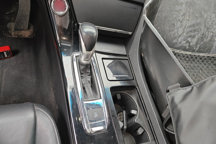 Honda Spirior 2016 immagine di auto #23