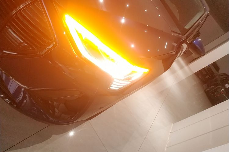 Audi e-tron (Imported) 2022 car image #23