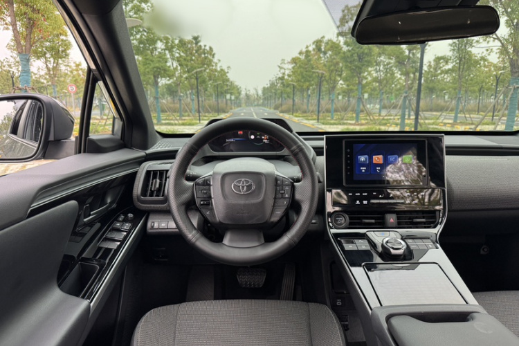 Toyota Bozhi 4X 2024 #23 Toyota Bozhi 4X 2024 car image #23