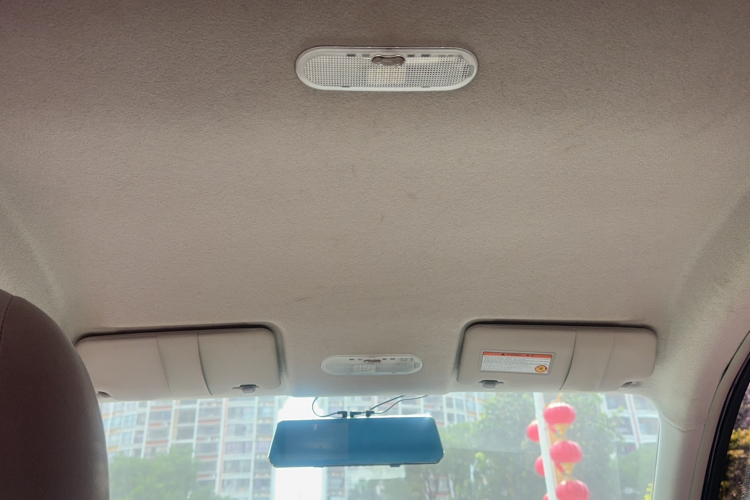 Nissan Sunny 2017 car image #23