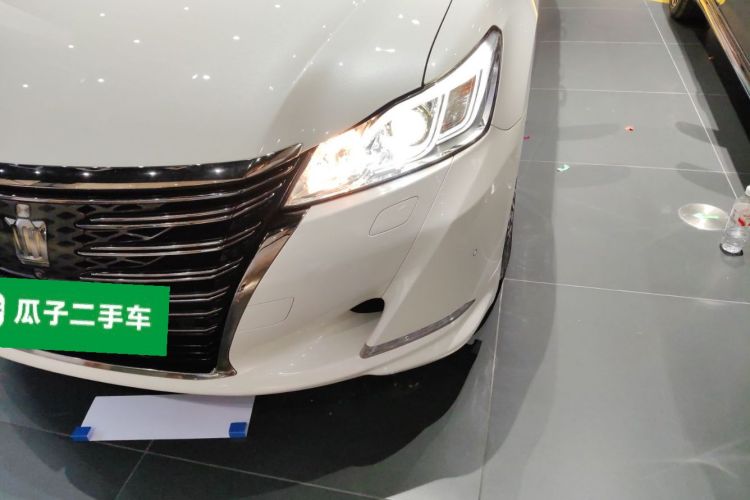 丰田 皇冠 2018 汽车图片 #23