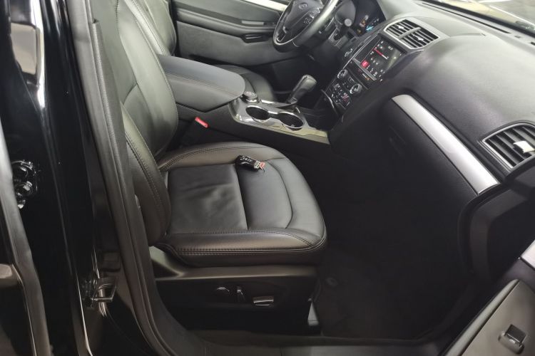 Ford Explorer (Imported) 2018 car image #23