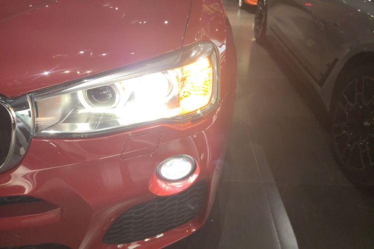 BMW X4 M40i 2018 #23 BMW X4 M40i 2018 car image #23