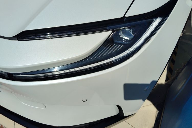 Toyota bZ5 2025 #23 Toyota bZ5 2025 car image #23