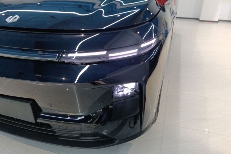 零跑汽车 零跑B10 2025 汽车图片 #23