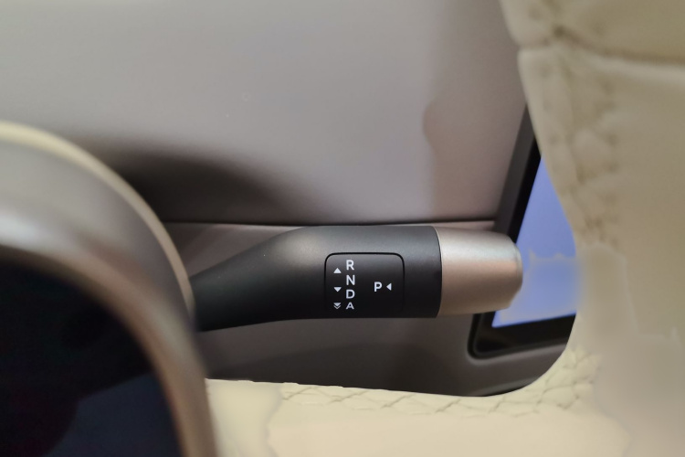 Li i8 2025 изображение автомобиля #23