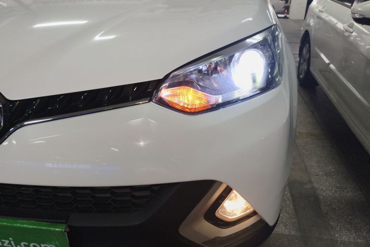 MG GS 2016 صورة سيارة #23