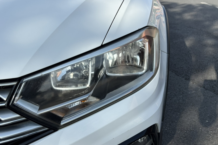 Volkswagen C-Trek 2017 immagine di auto #23