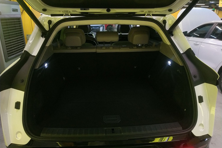Zeekr 7X 2024 car image #23
