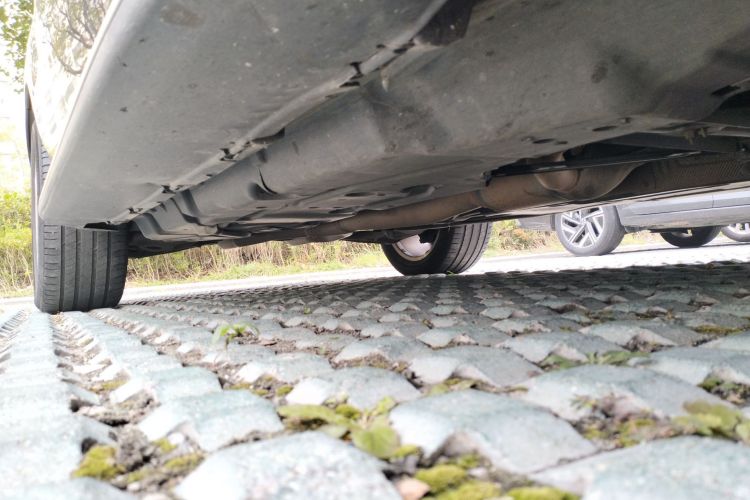 Mercedes-Benz M Class 2015 car image #23