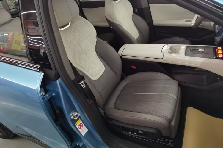 Deepal L07 2024 #23 Deepal L07 2024 car image #23