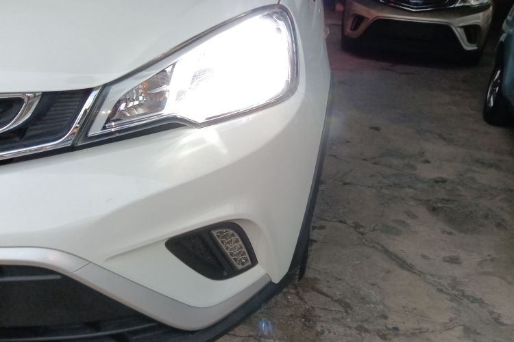 GEELY Vision X1 2019 #23 GEELY Vision X1 2019 car image #23