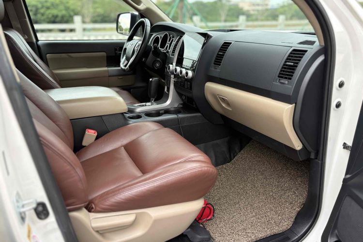 Toyota Sequoia 2016 #23 Toyota Sequoia 2016 imagen de coche #23