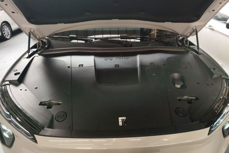 NIO ES6 2023 изображение автомобиля #23