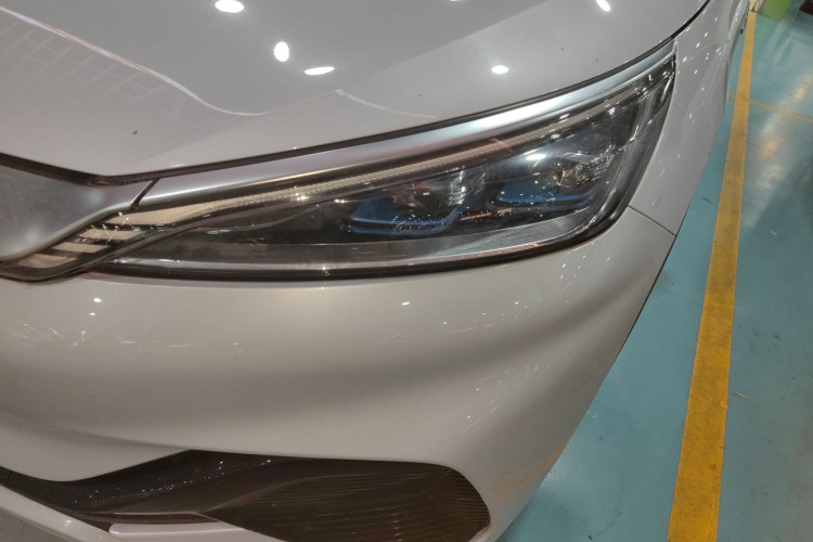 BYD Yuan 2022 #23 BYD Yuan 2022 immagine di auto #23