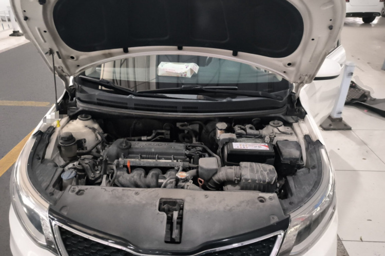 Kia K2 2016 car image #23