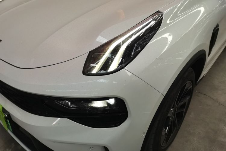 Lynk & Co 01 EM-P 2022 car image #23