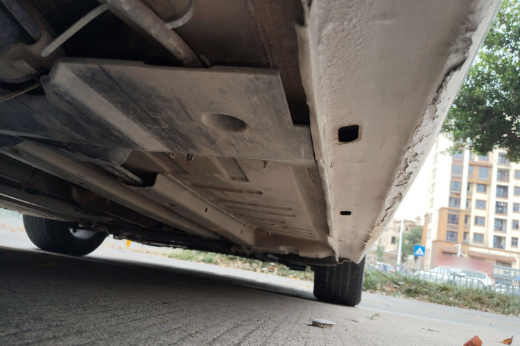 Citroen C4 C-Quatre 2018 car image #23