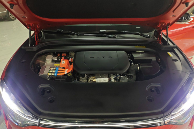 2024 car image #23