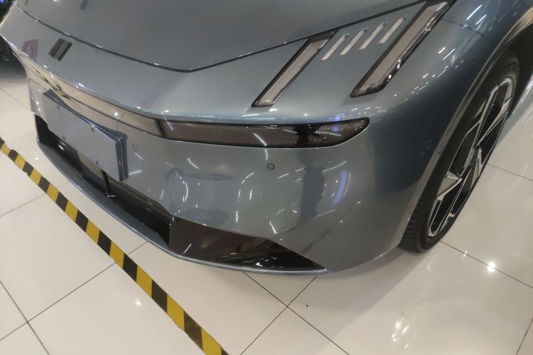 Lynk & Co 2024 #23 Lynk & Co 2024 car image #23