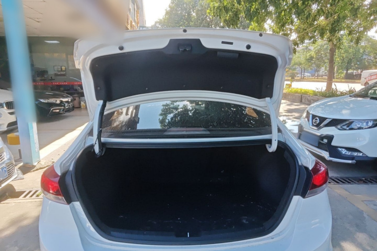 Hyundai Elantra AD 2018 car image #23