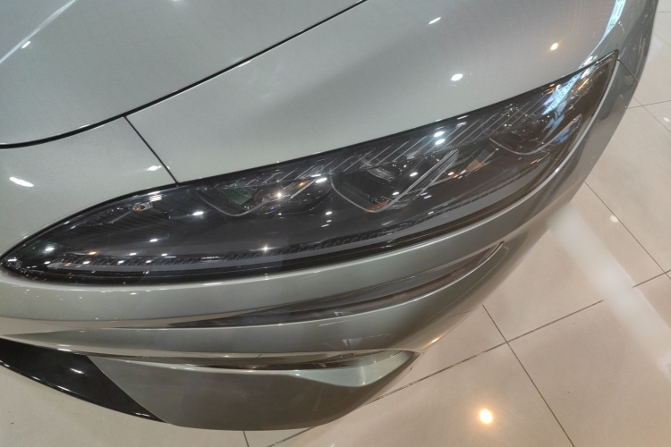 Denza Z9GT 2024 #23 Denza Z9GT 2024 car image #23