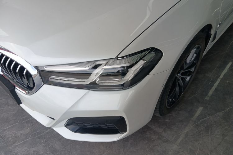 宝马 宝马5系新能源 2021 汽车图片 #23