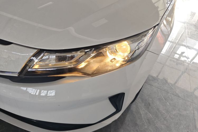 睿蓝汽车 枫叶60s 2022 汽车图片 #23