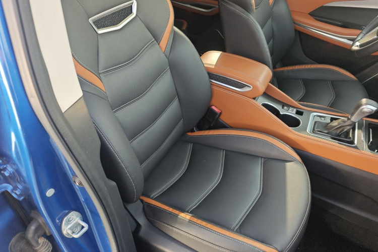 众泰 众泰T300 2019 汽车图片 #23