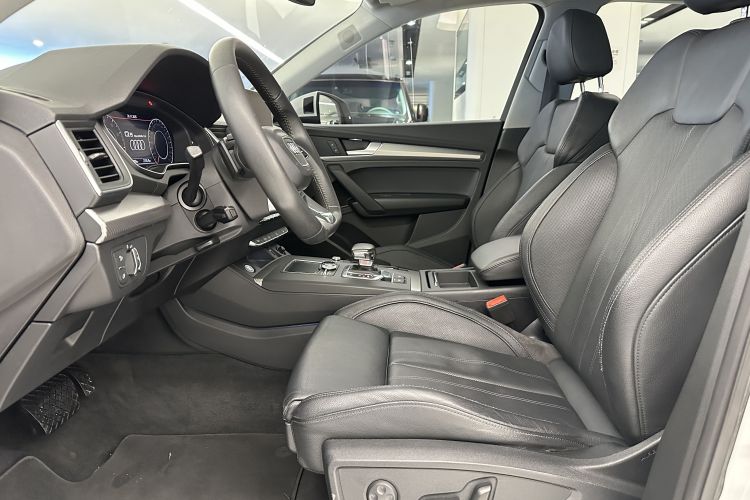 Audi Q5L 2018 imagem de carro #23