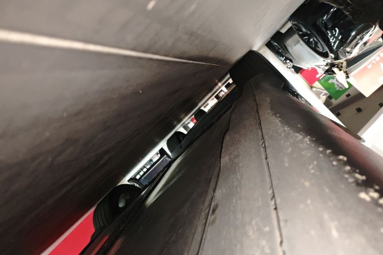 Tesla Model Y 2021 #23 Tesla Model Y 2021 car image #23