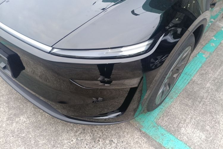 特斯拉 Model Y L 2025 汽车图片 #23