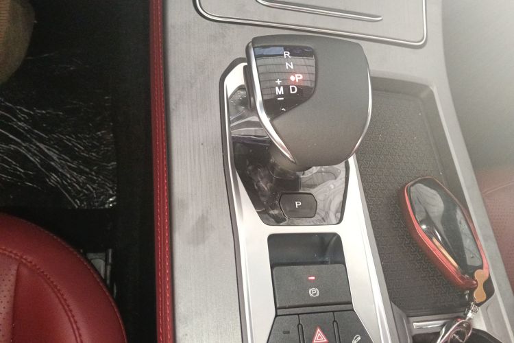 X70 PLUS 2024 car image #23