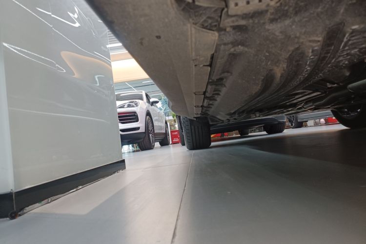 Mercedes-Benz GLC Class 2025 car image #23