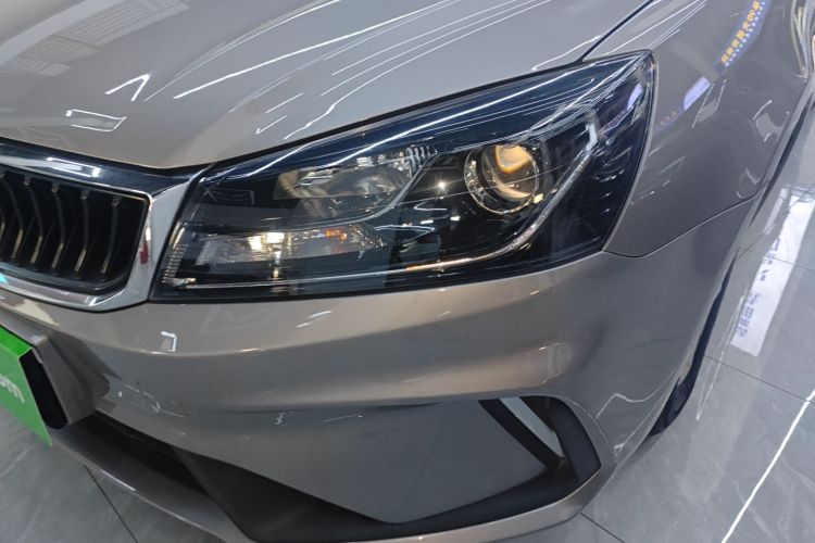 GEELY Emgrand 2022 car image #23