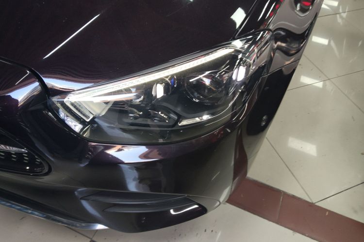 Mercedes-Benz E Class 2021 car image #23