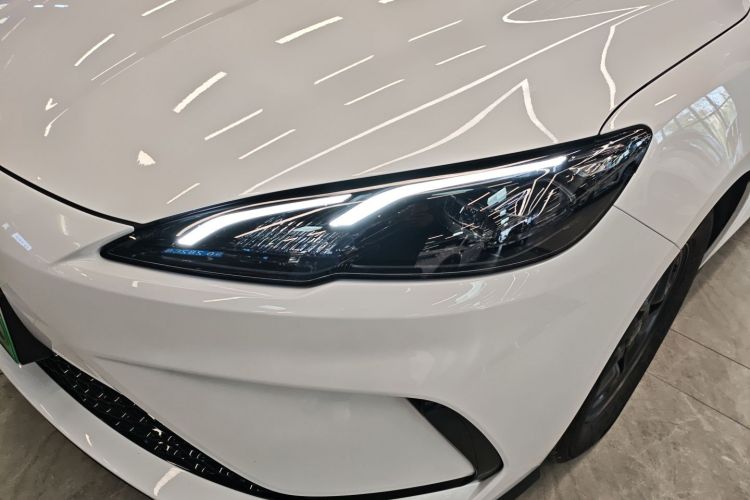 BYD Seal 05 DM-i 2025 #23 BYD Seal 05 DM-i 2025 car image #23